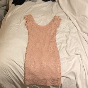 Windsor pink lace bodycon dress